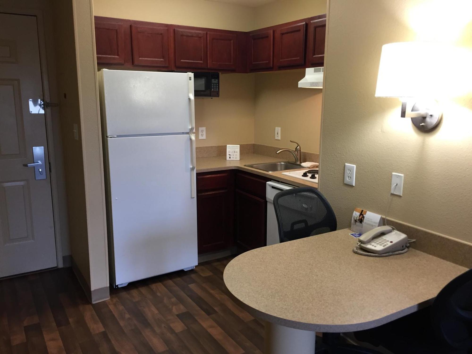 Extended America - - Deerwood Park Hotel